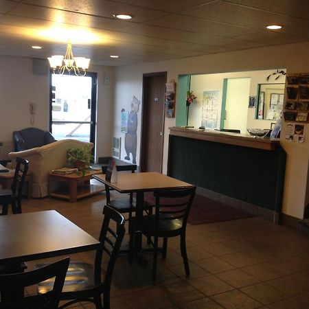 Travelodge By Wyndham Deer Lodge Montana ภายนอก รูปภาพ