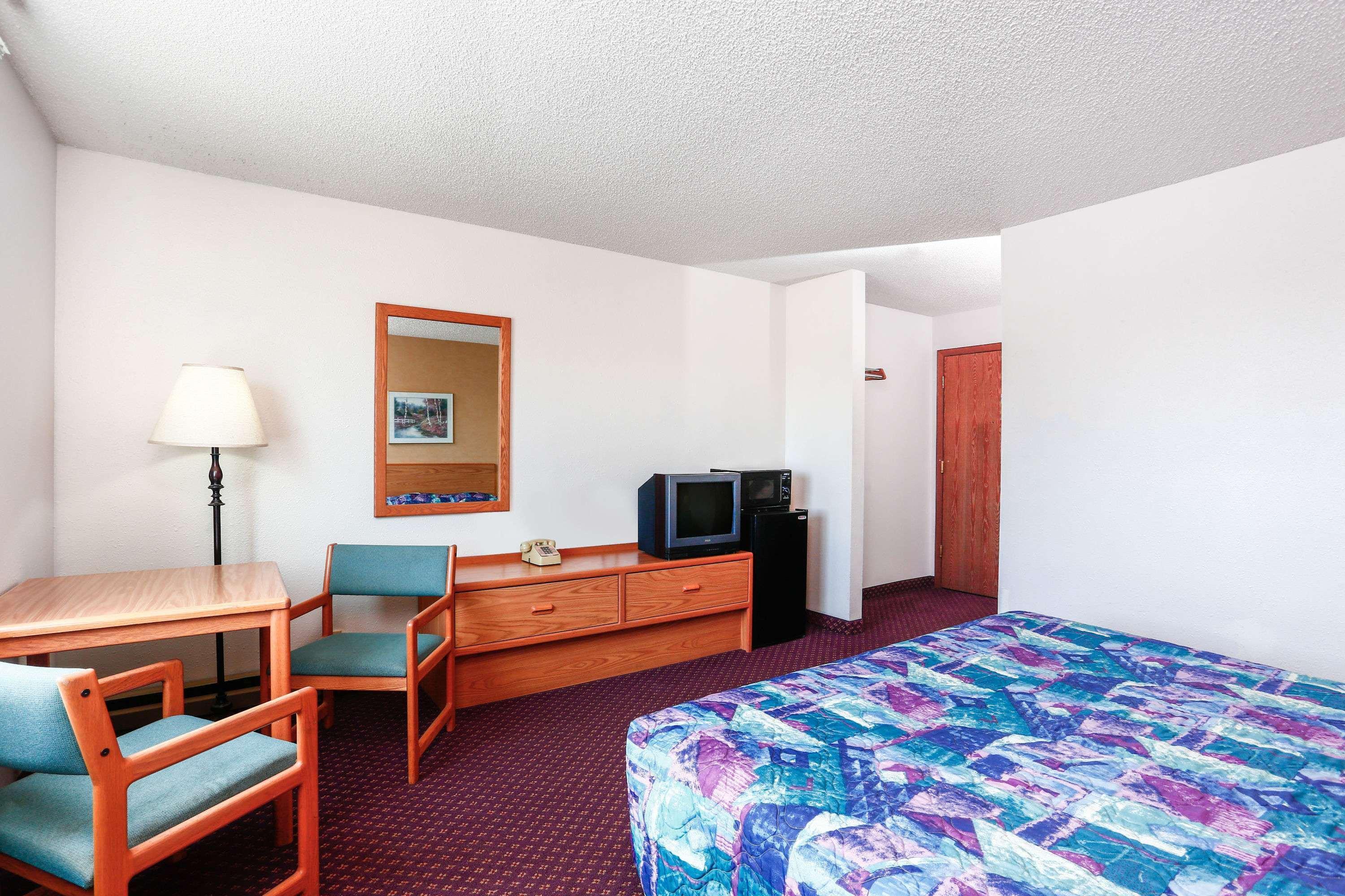 Travelodge By Wyndham Deer Lodge Montana ภายนอก รูปภาพ