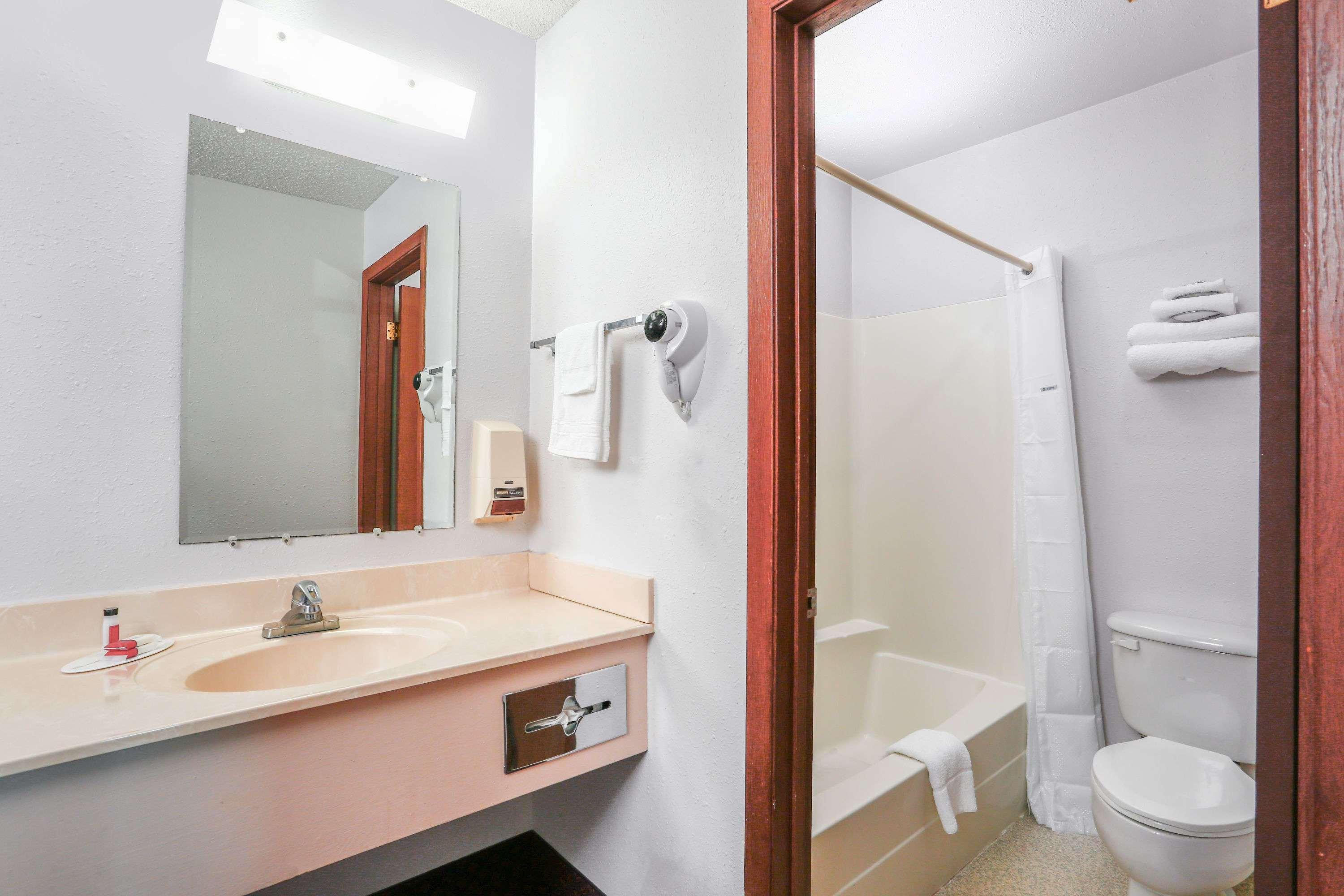 Travelodge By Wyndham Deer Lodge Montana ภายนอก รูปภาพ