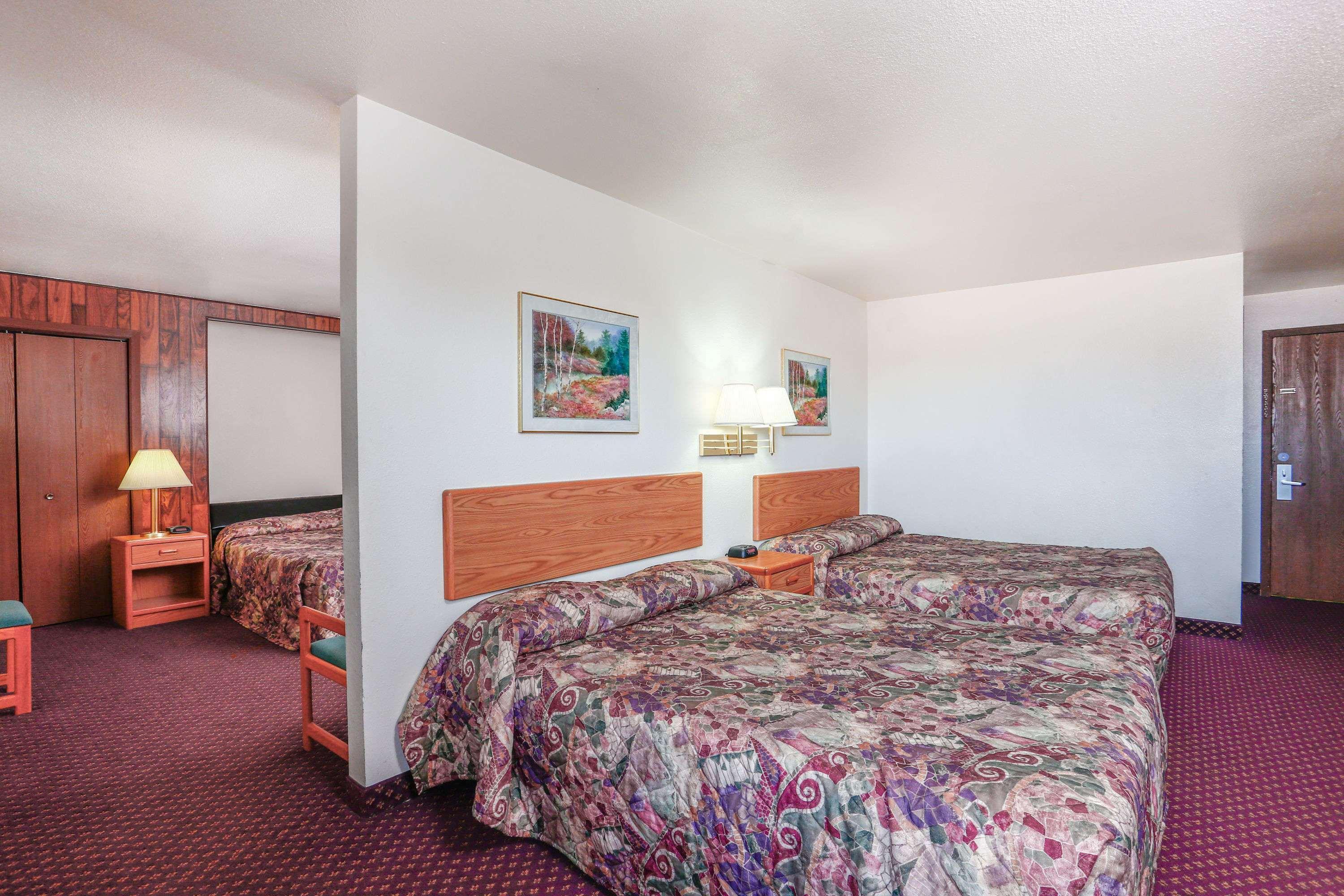 Travelodge By Wyndham Deer Lodge Montana ภายนอก รูปภาพ