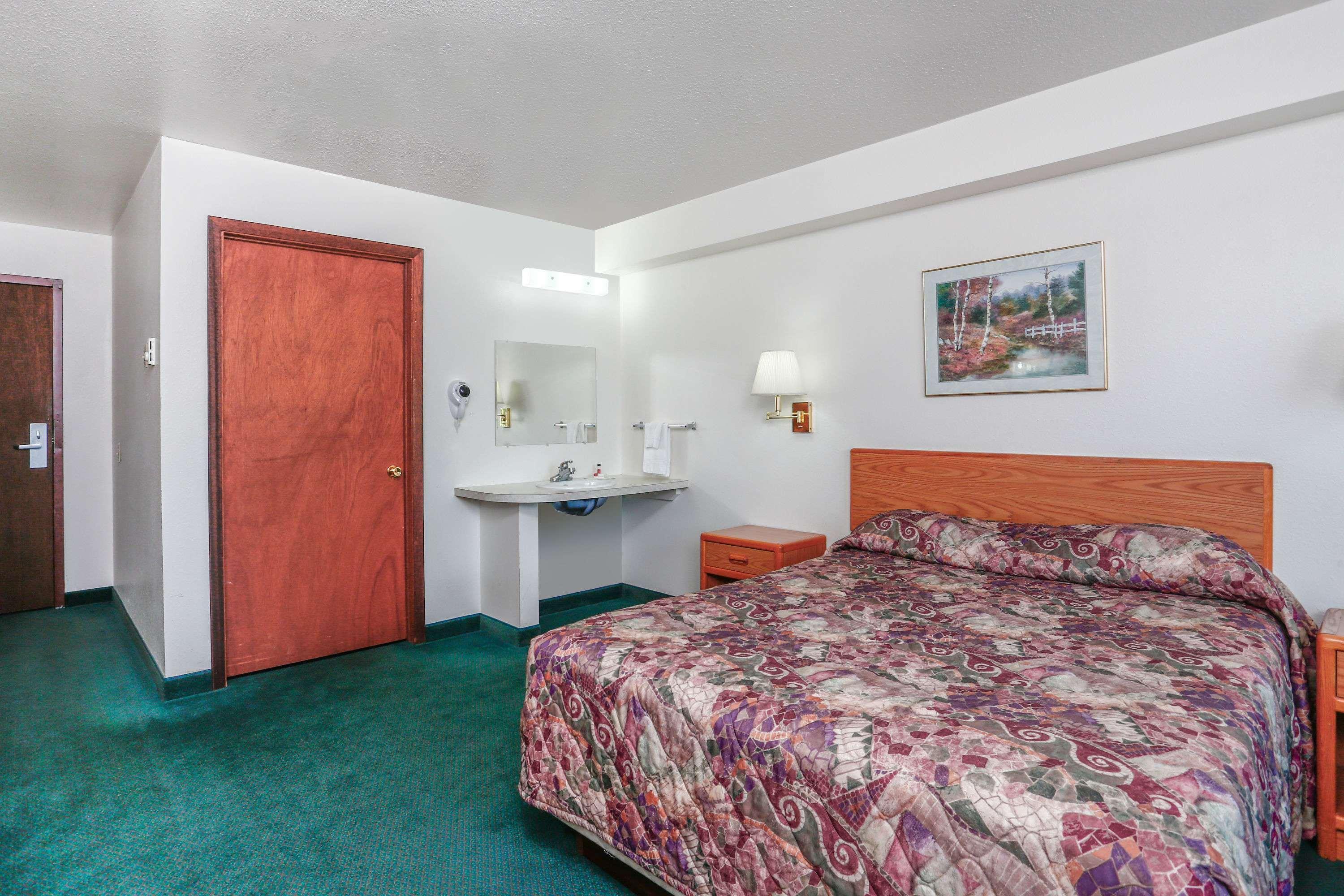 Travelodge By Wyndham Deer Lodge Montana ภายนอก รูปภาพ