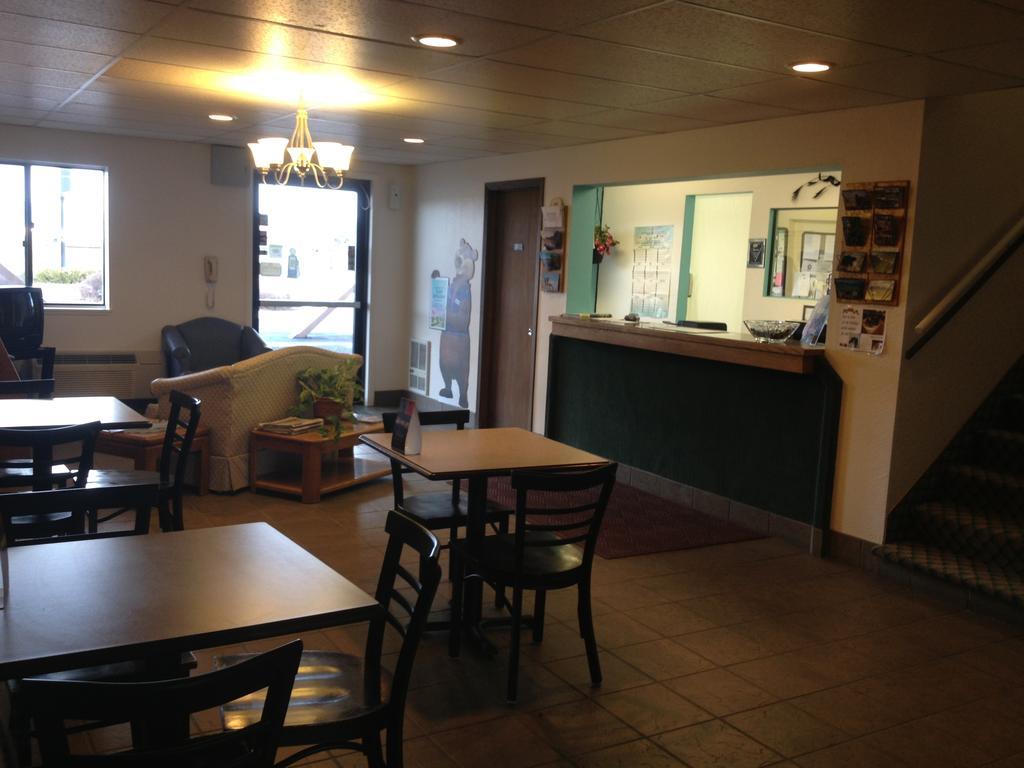 Travelodge By Wyndham Deer Lodge Montana ภายนอก รูปภาพ