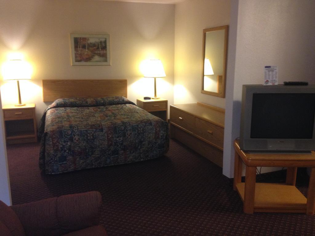 Travelodge By Wyndham Deer Lodge Montana ภายนอก รูปภาพ