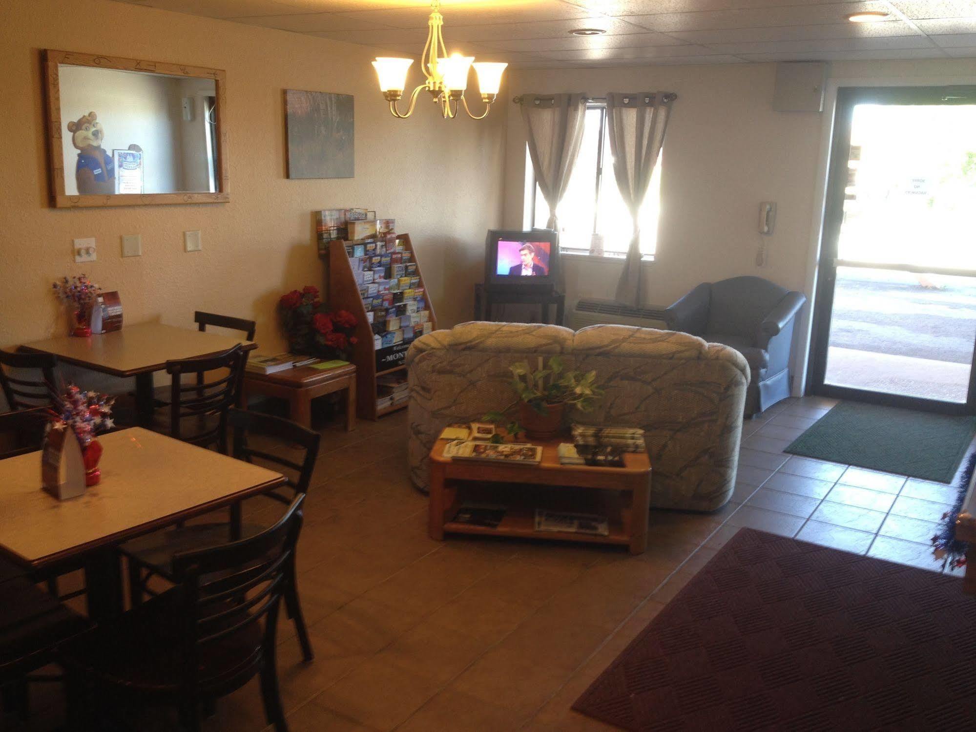 Travelodge By Wyndham Deer Lodge Montana ภายนอก รูปภาพ
